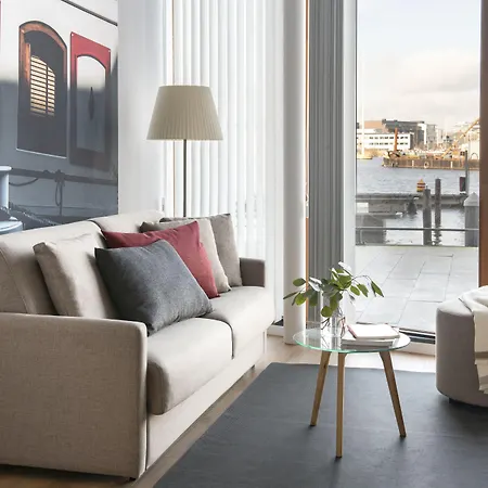 Eric Voekel Boutique Apartments - Riverfront Suites-2